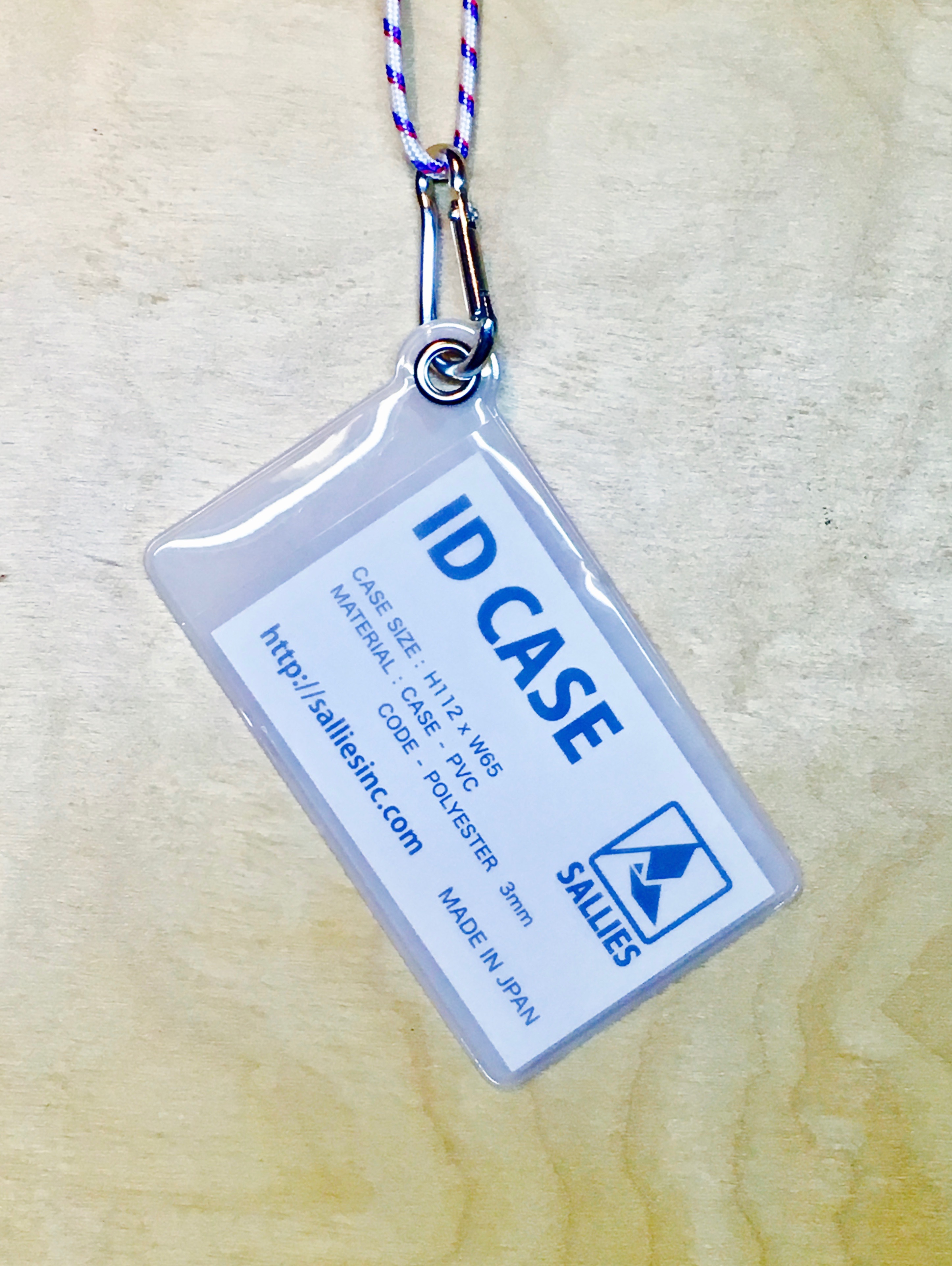 ID CASE 透明色證件套 White｜正面
